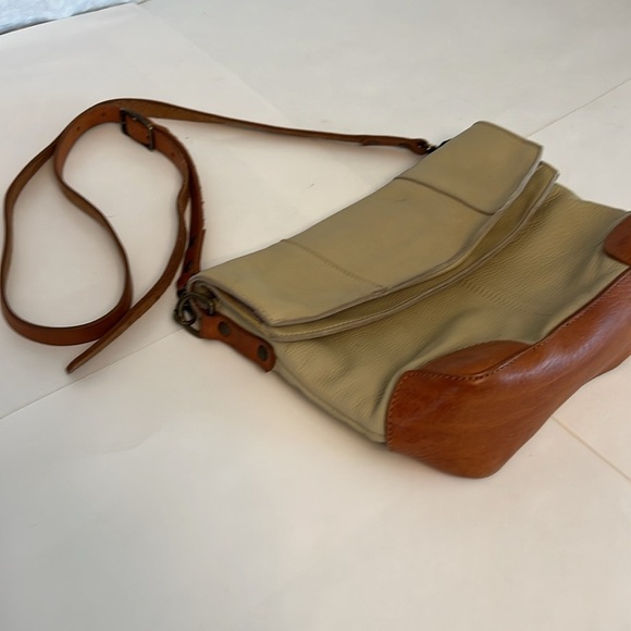 WILL LEATHER GOODS CROSSBODY LEATHER BAG OREGON USA - Picture 6 of 16